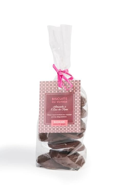 Biscuits à l'eau de rose, chocolat noir Bidaian